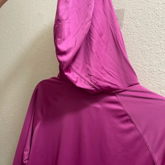 Large fuchsia Columbia - Picture 6 of 7